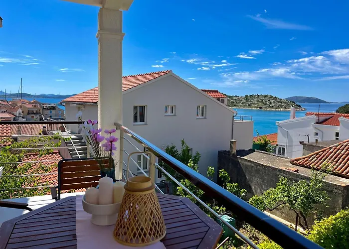 아파트 White Tribalj