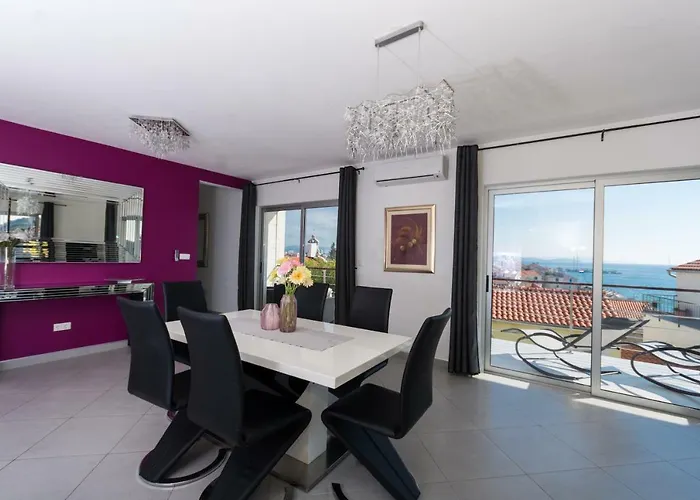 아파트 White Tribalj